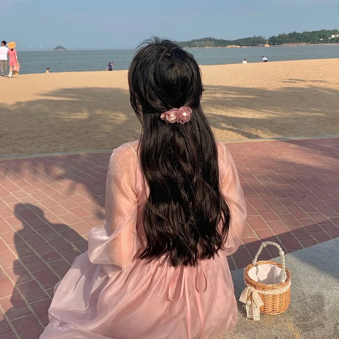 美女食神